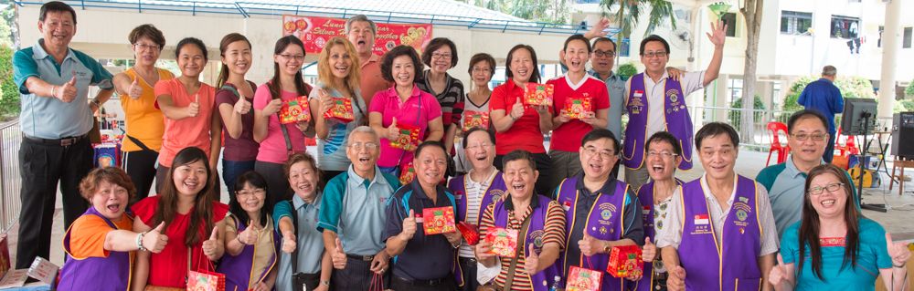 Sylvia with her fellow volunteers at one of their volunteer events