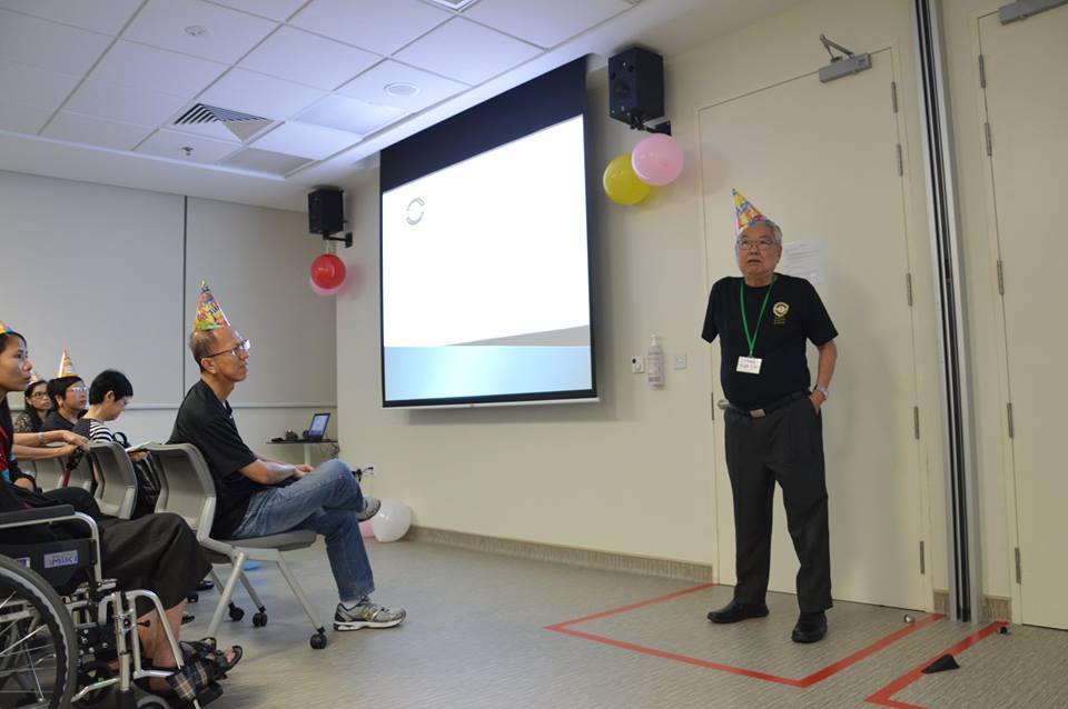 Uncle Chang sharing his experience during a Sarcoma Support Group event