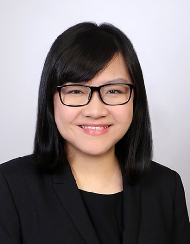 Dr Cinnie Yentia